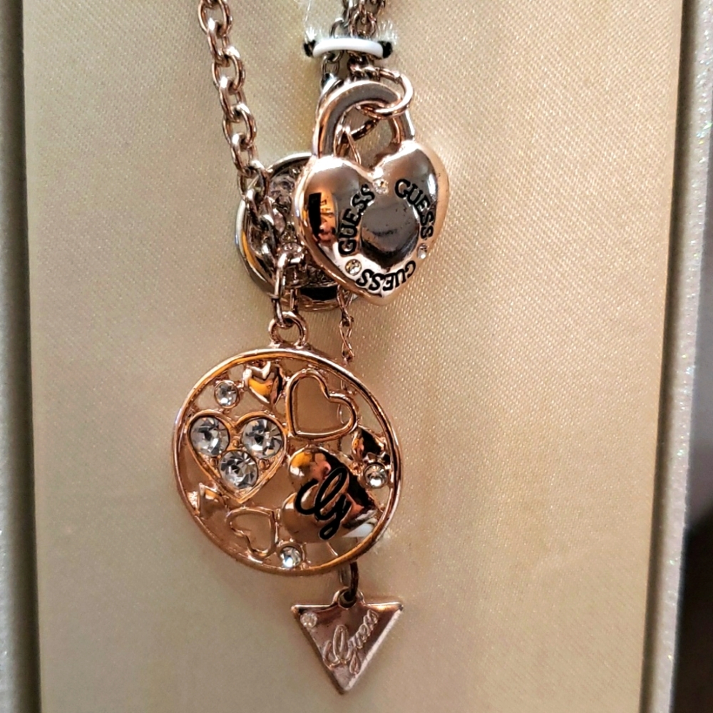 WOMENS GUESS +2 Necklace sizes 16+20+24